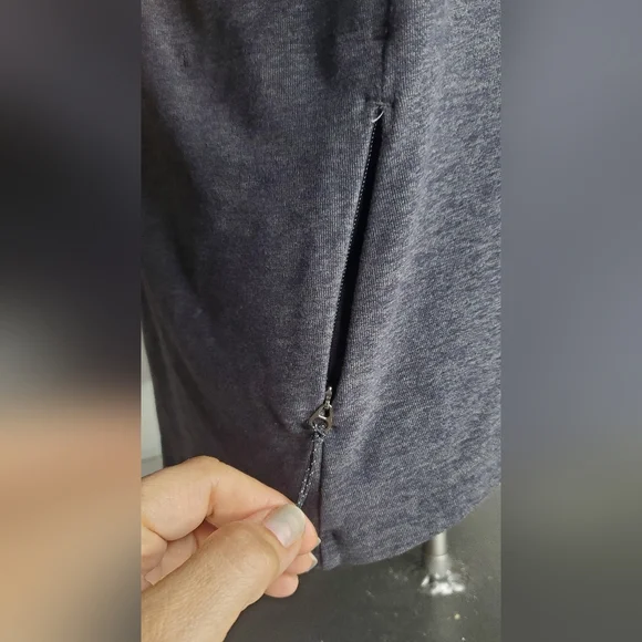 Lululemon Size XL/TG Black/grey JacketTech Half Zip -
